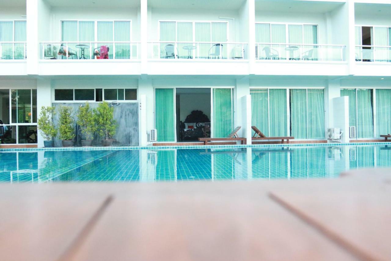 The Pano Hotel & Residence Ao Nang Exterior foto